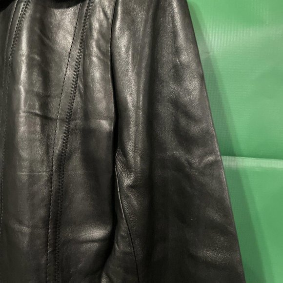 JONES NEW YORK Women's zip front LEATHER jacket in BLACK sz MEDIUM - EUC - Picture 7 of 9